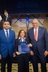 Dominicana Jessica Aquino es reconocida en NY por aportes a la diáspora