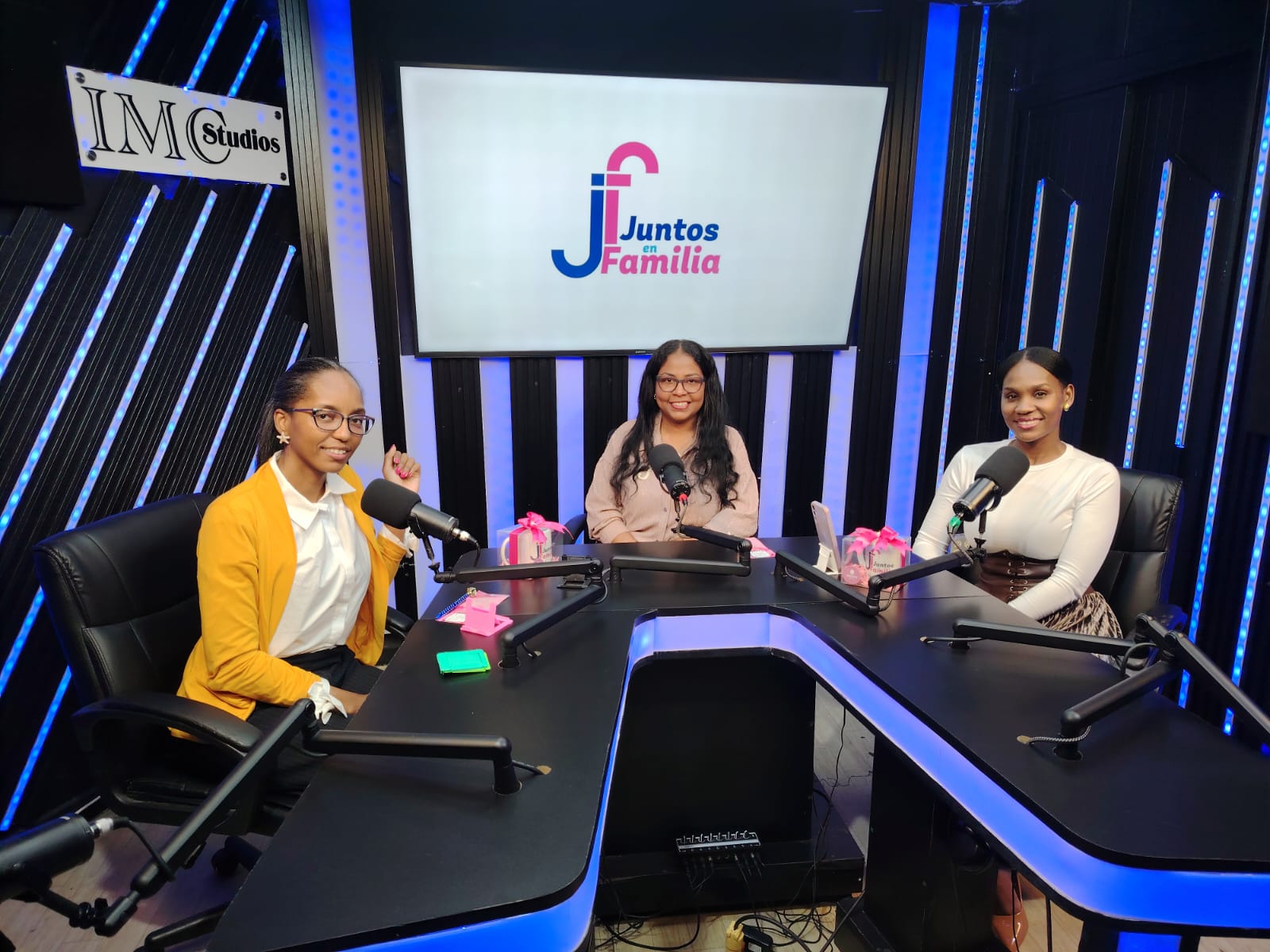 Jennifer Vargas impacta con su historia inspiradora en el podcast Juntos en Familia