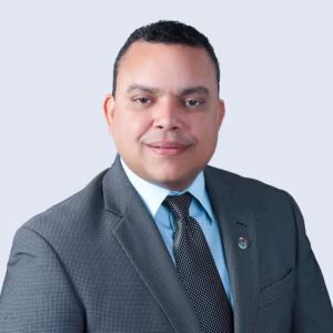 Dr. Julio Landron lamenta tragedia ocurrida en centro de salud y llama a fortalecer la cultura de respeto hacia las mujeres