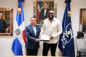 David Ortiz invita a la ciudadanía a participar en la gran Caminata por la Salud Mental