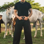 Cristian Robles supera los 59 millones de visualizaciones en YouTube y prepara su llegada a los escenarios de Latinoamérica